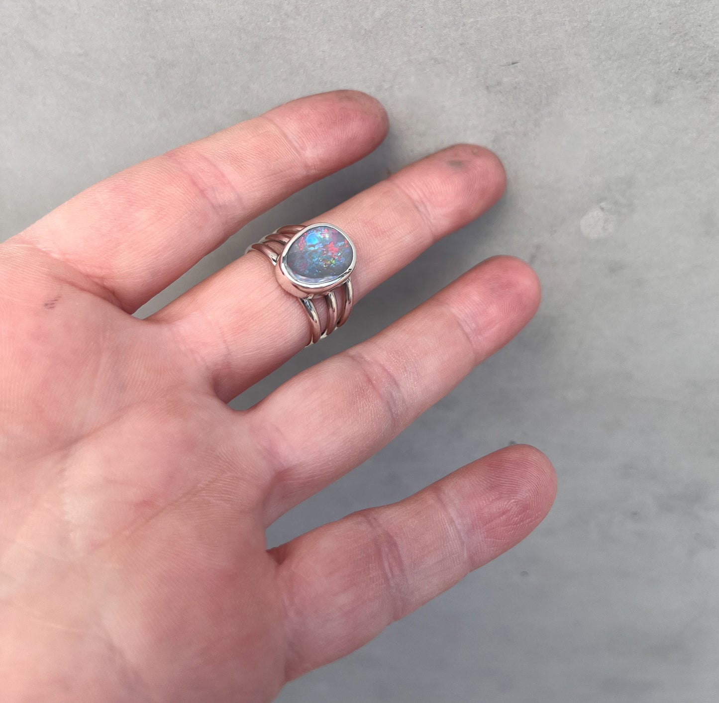 Opal ring- 7.5