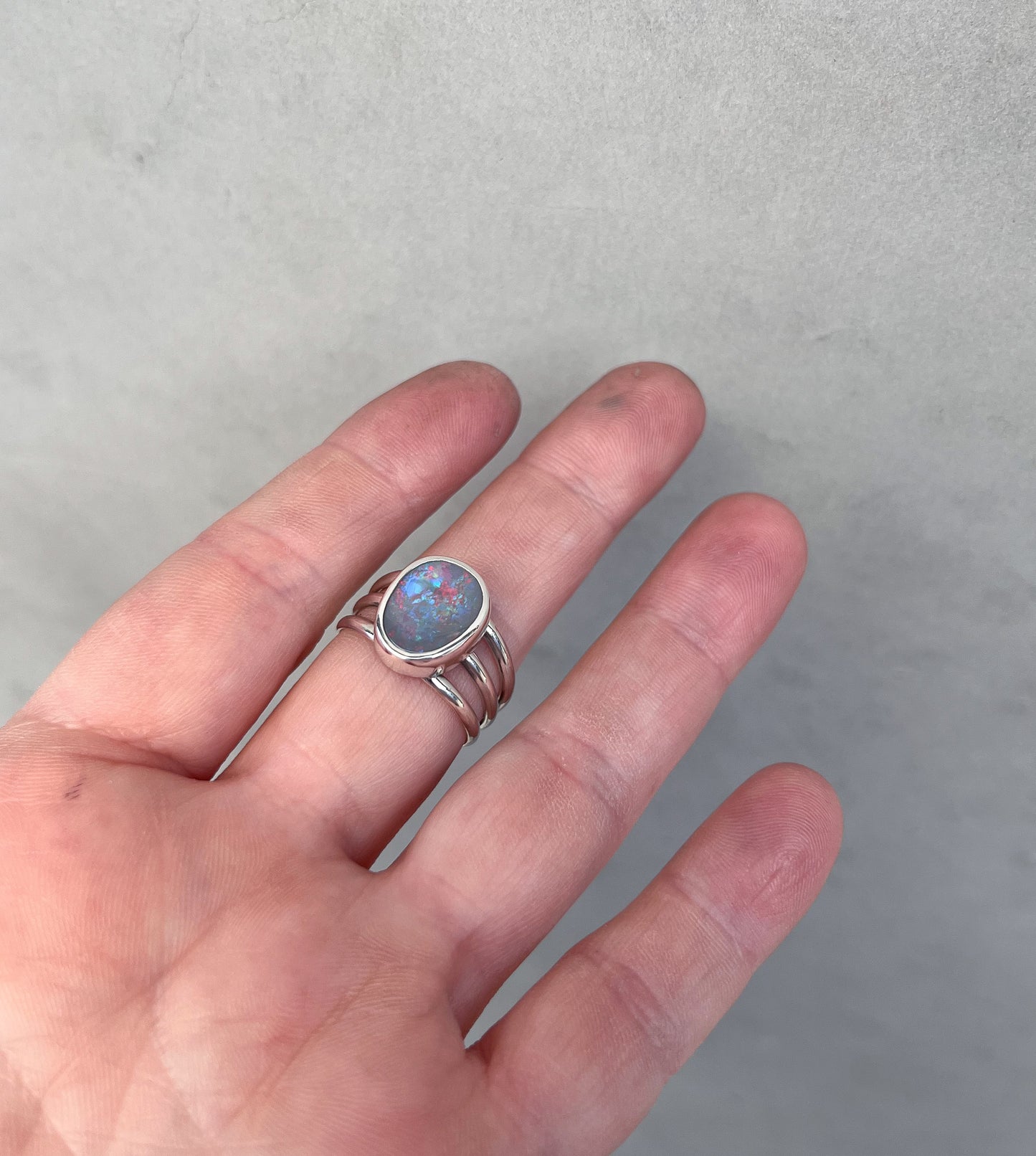 Opal ring- 7.5