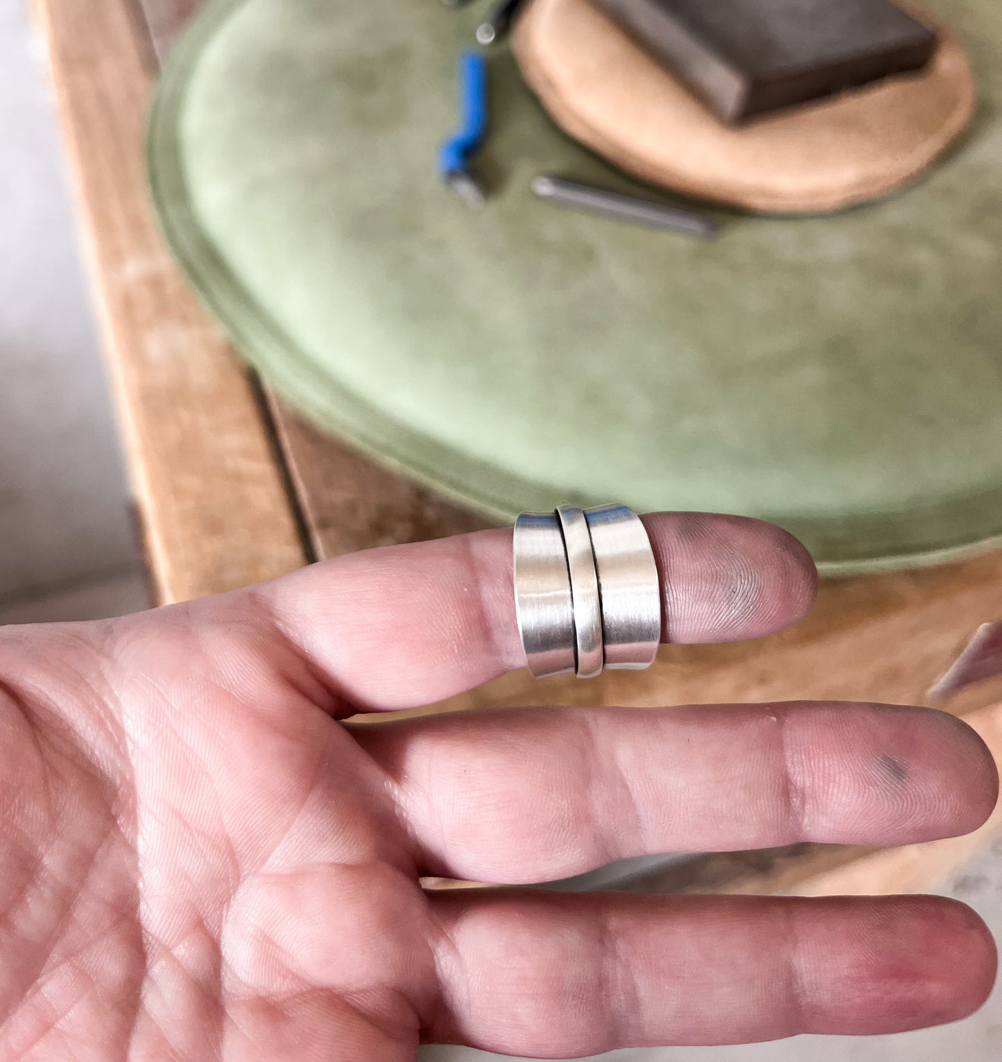 Silver ring- size 7.5