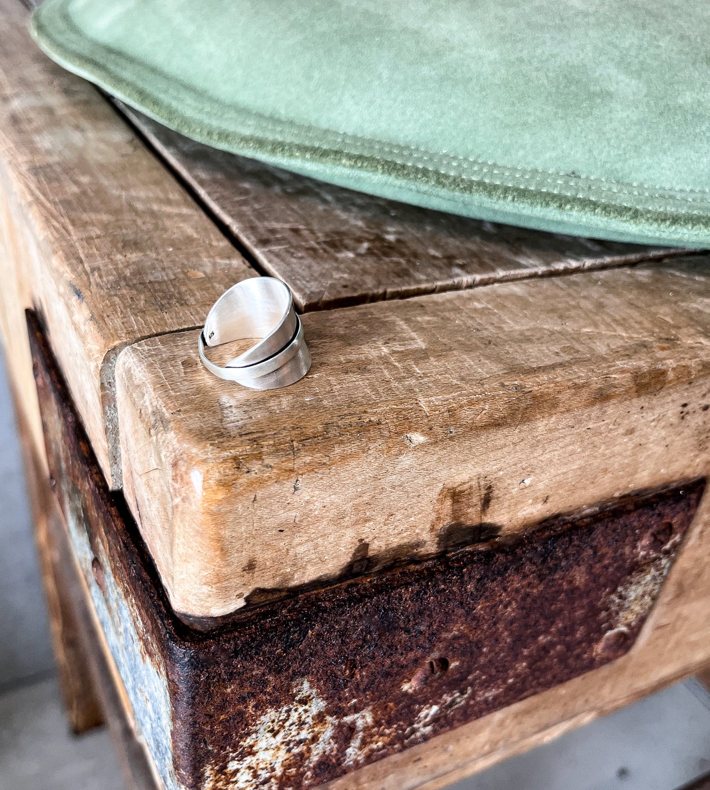Silver ring- size 7.5
