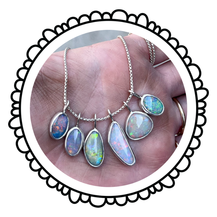 OPAL PENDANT CLASS