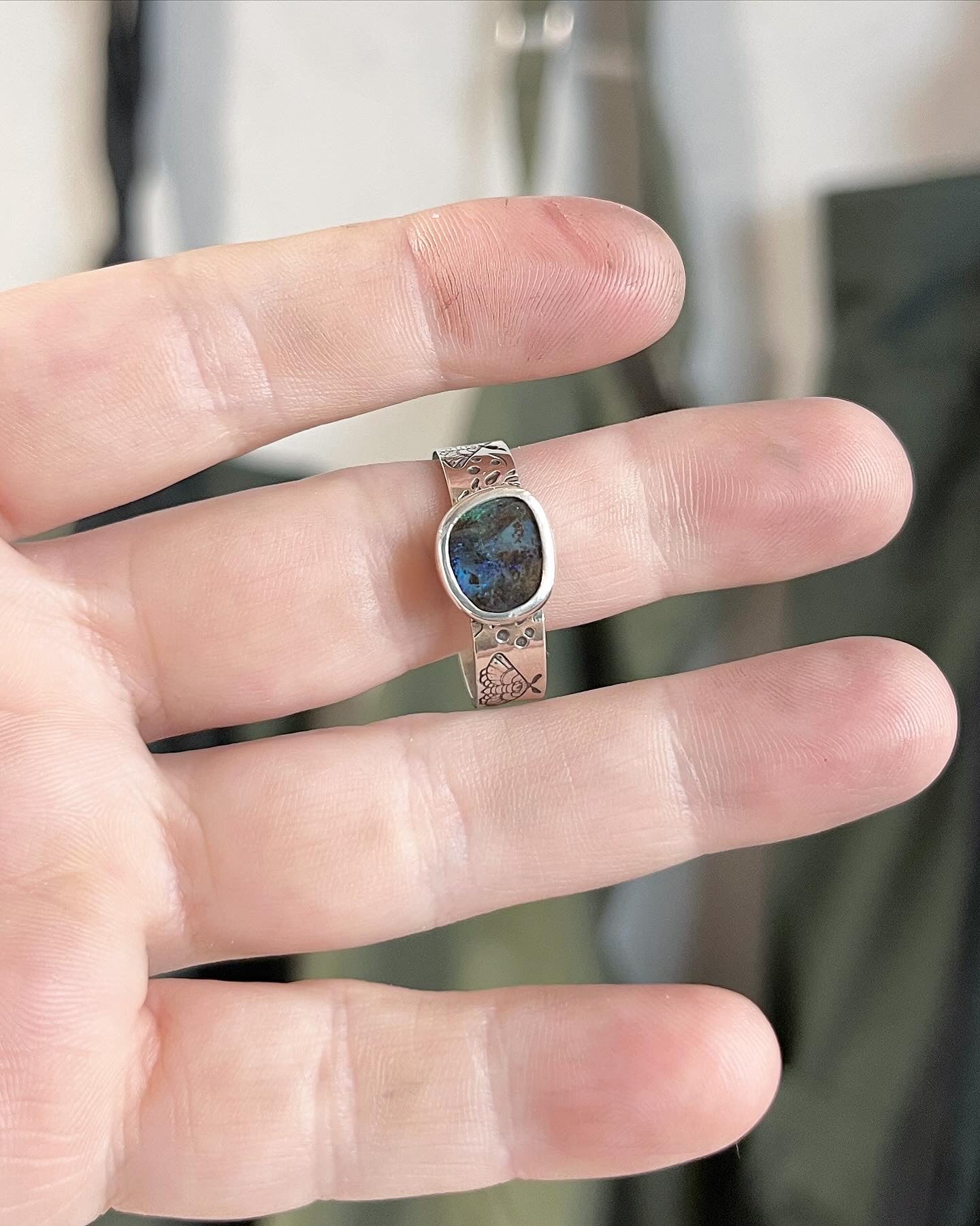 OPAL RING- CLASS