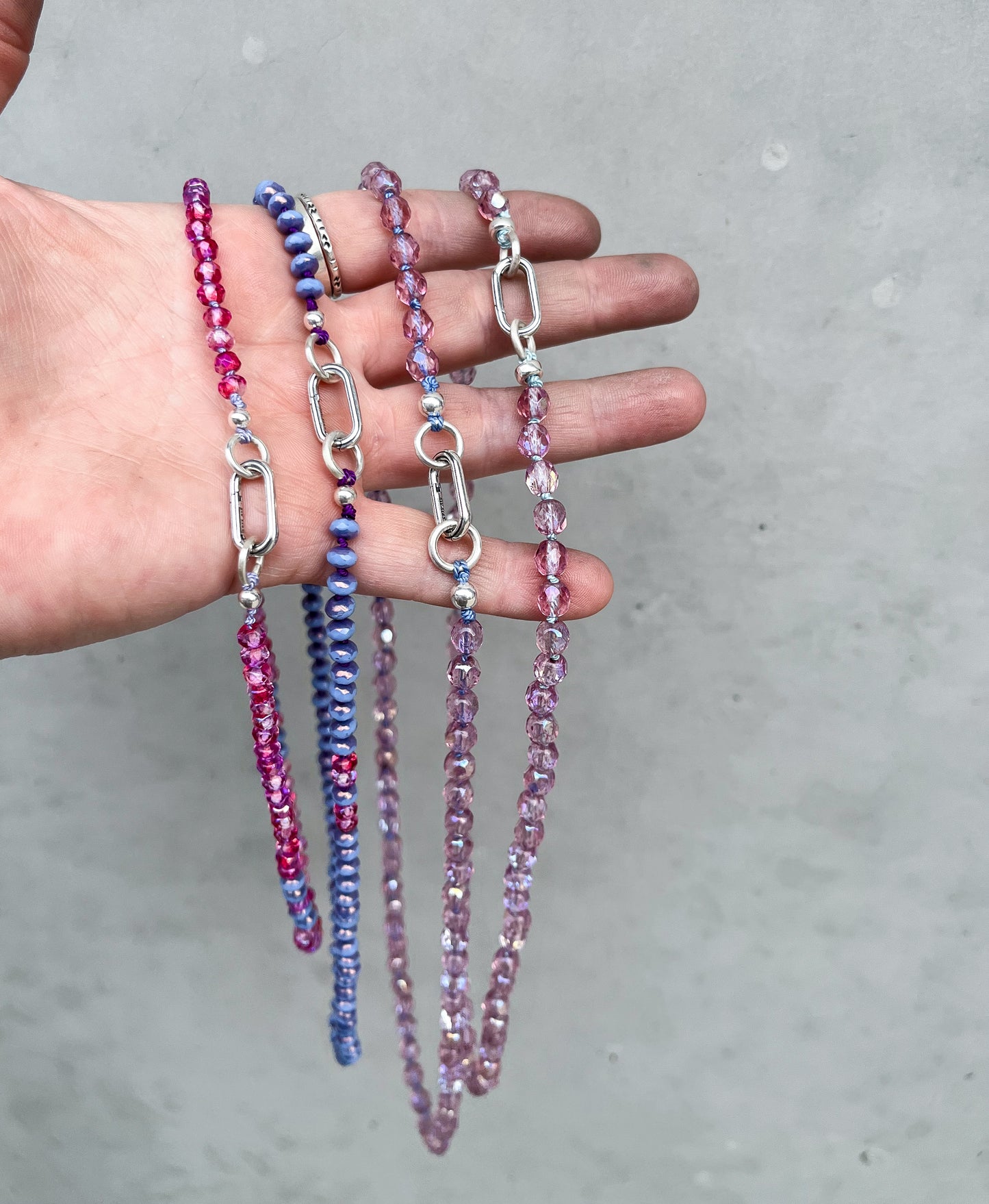 Beaded necklace- small pink