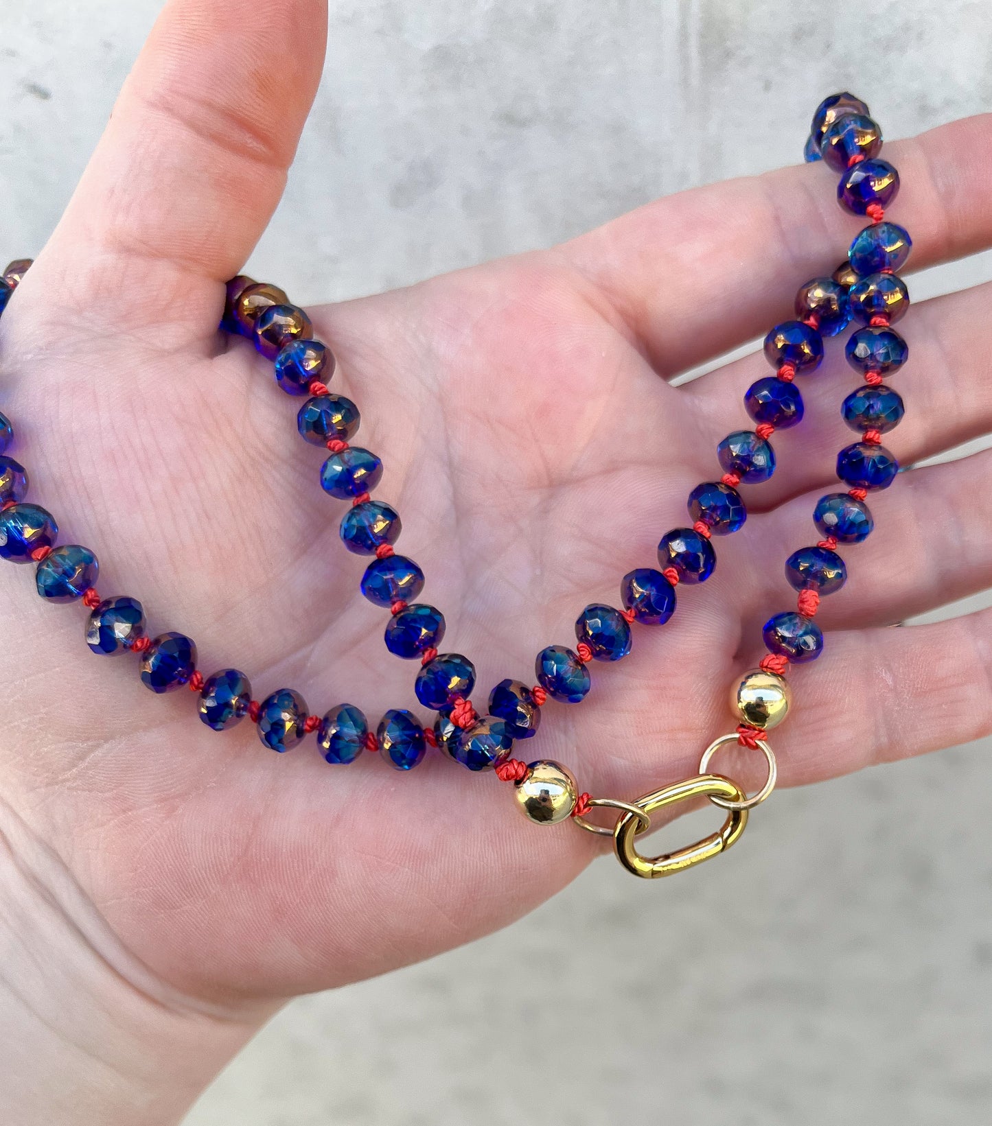 Beaded necklace- sapphire GOLD