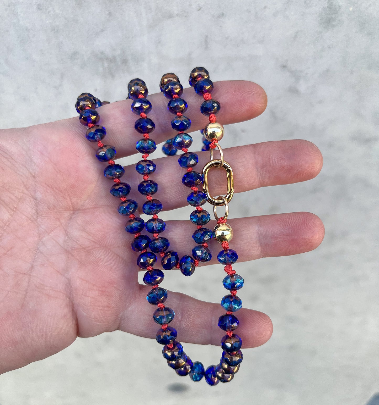 Beaded necklace- sapphire GOLD