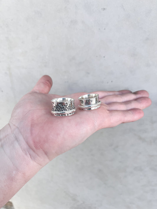 Spinner ring- CLASS